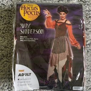 Halloween outfit. Size M Mary Sanderson. Worn once.